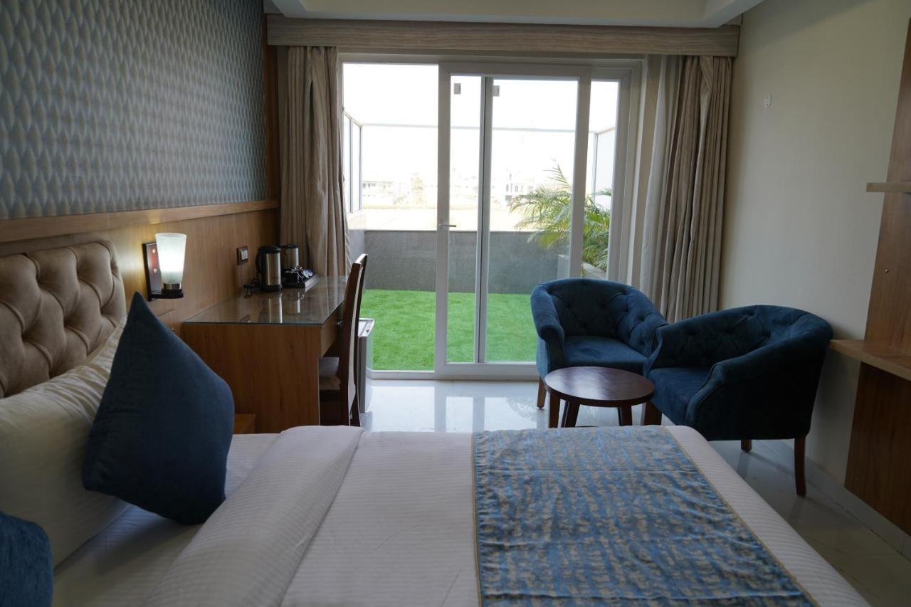Hotel Shanti Sagar Kharar Eksteriør billede