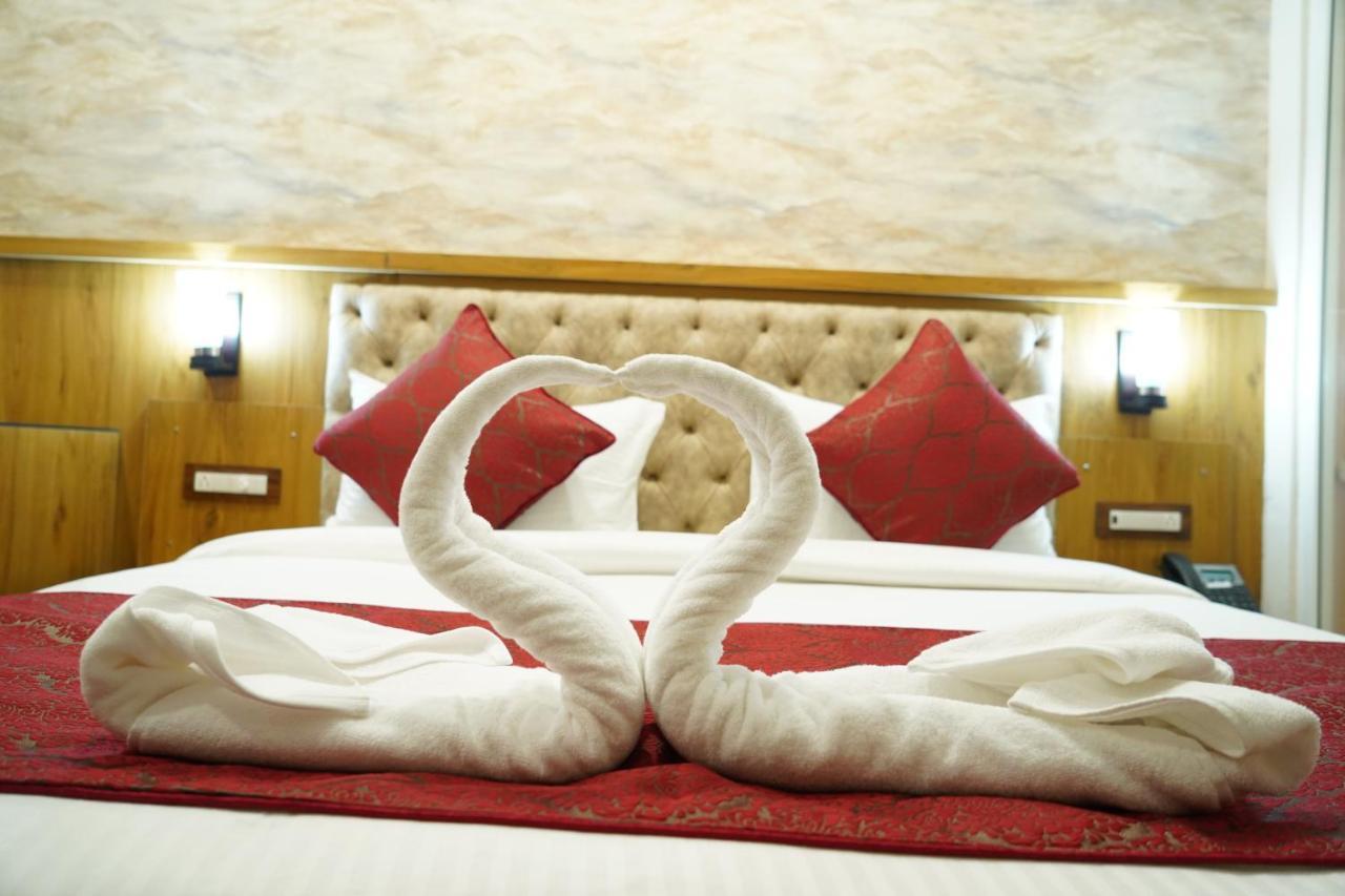 Hotel Shanti Sagar Kharar Eksteriør billede