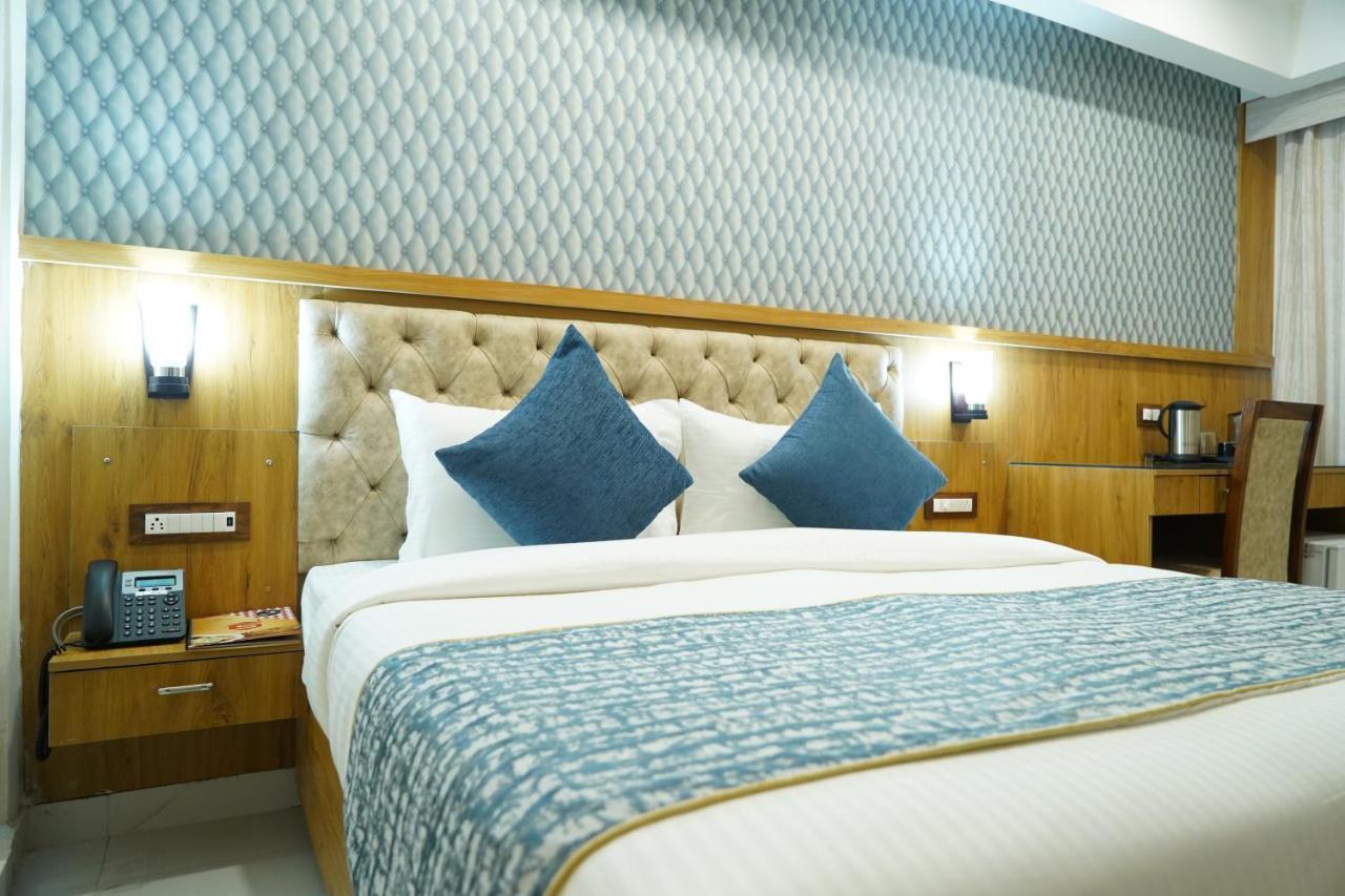 Hotel Shanti Sagar Kharar Eksteriør billede