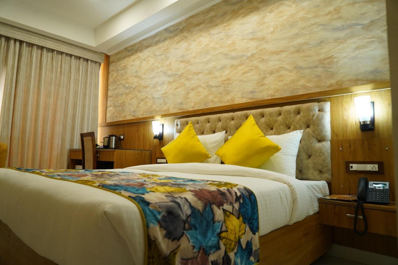 Hotel Shanti Sagar Kharar Eksteriør billede